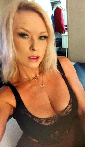  Blonde Bombshell 4U — Palm Springs Blonde Escort (33) - 1