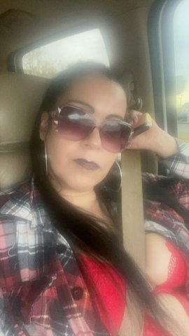 Incall & Outcall in South Minneapolis Uptown — Sexy MILF (39) - 1
