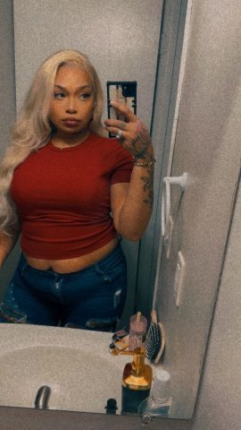 Kash  - 25, Des Moines IA Female Escort - 1