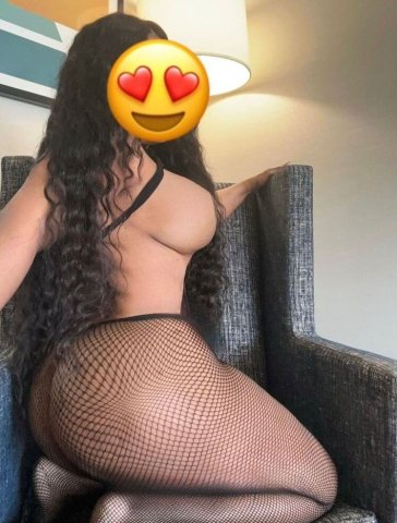 Lorena (Colombiana/Cuban mix) — Bronx Female Escort, Anal & BBJ - 1