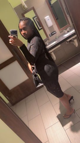 Ivy Love  (24) — Female Escort in Green Bay for Men 40+ - 1