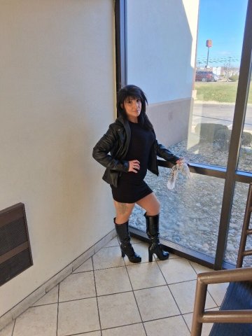 Cincinnati, OH Female Escort — Morning special 8:30–11 a.m. plus pics/videos - 1