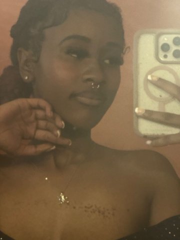 Majic — Petite 130lb Outcall Specials in New Orleans, LA - 1