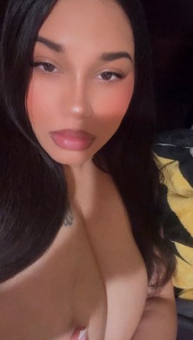 Outcalls Only — Nice Curvy Mixed Chick in Tucson, Arizona - 1