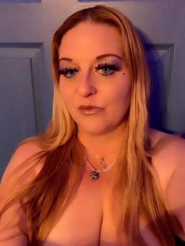 Tiffany (Dallas, TX) — Discreet Busty Fantasy Companion (Multi Hr Special 37) - 1