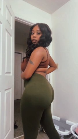 Wilmington DE Female Escort — Outcalls Only (deposit required) - 1