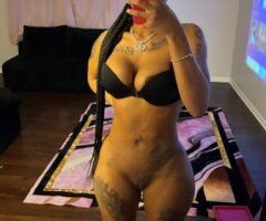 Red-themed head & date time (24) — discreet direct booking - Image 4