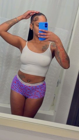 Elite — 23 Escort in Miami (incalls / outcalls) - 1