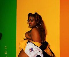 San Diego escorts - San Diego Female Escort — Cinnamon (spicy, warm touch)
