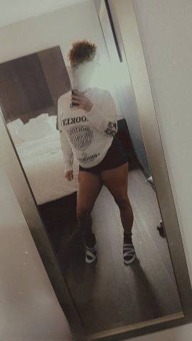 Tallahassee FL: Cash-only Female Escort for face + dick play - 1