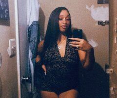 Charlotte escorts - Petite FETISH-Friendly Ms Wet Wet Wet (Charlotte) — Outcalls Only