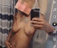 Rockford IL Incalls & Car Dates — Real HHR/HR QV100 Female Escort - Image 2