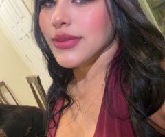 Richmond escorts - Sweet, charming Richmond escort for playful dates