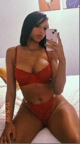 Palm Springs Slim Bunny in Town — private dances, massages, and fetish-friendly play - 1