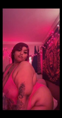 Raleigh-Durham Female Escort — Today Only - 1