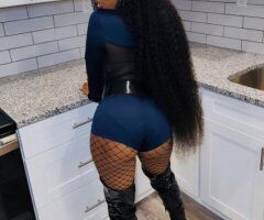 Austin escorts - Brunette escort, 25 — FaceTime or WhatsApp in Austin
