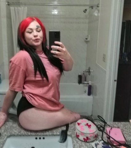 San Fernando Valley Female Escort — Big-boobs BJ & COF, incall/outcalls (deposit) - 1