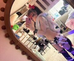 Oakland/East Bay escorts - Petite energy with FaceTime verification — East Bay Female Escort
