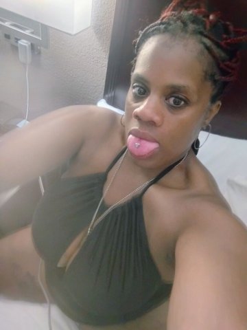 Diamond (40) — Kansas City Female Escort - 1