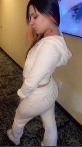 Queens Female Escort — BBJ, GFE & CIM (Cash App/Apple Pay/Cash Only) - 1
