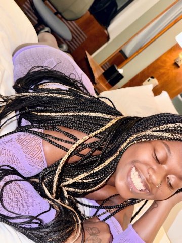 Chicago Female Escort — Incall, cardate & outcall specials - 1