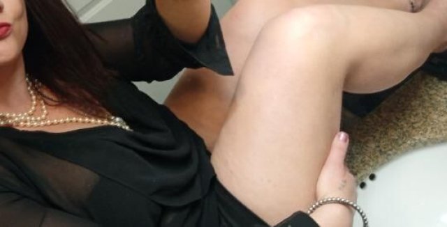 Denver CO Red Lips Blue Eyed 38DDs Thick Thighs White Girl — 45 - 1