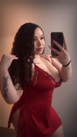 Yakima Curvy Fun-Size Escort — Visiting Goddess, Natural DD’s - 1