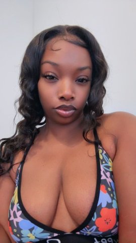 Minneapolis / St. Paul Female Escort — Snapchat & Twitter - 1