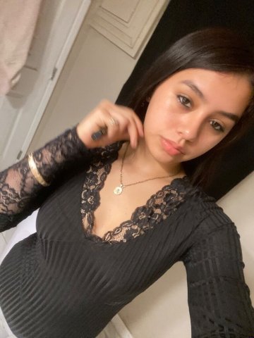 Car Dates Only in Baldwin Park — Doll Face Petite Curvy Escort (19) - 1