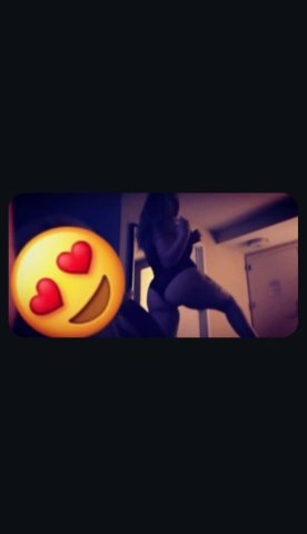 Angelina — North Bay Brunette Escort (Curvy) for Social Dates - 1