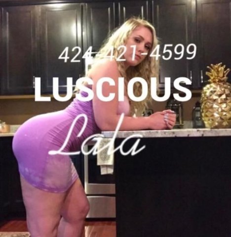 Pretty Petite Snow Bunny — Greensboro NC Escort - 1