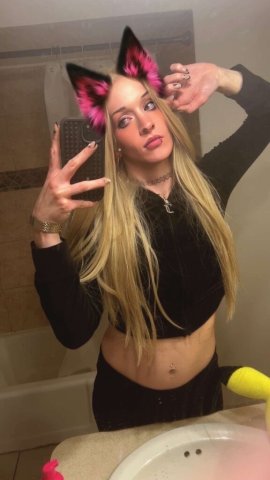 Chicago Incall Tonight — Slutty Submissive GFE, 27 - 1