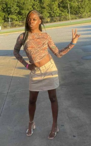 Atlanta GA Fun Size Escort — tight & wet plus discreet, unrushed massages - 1