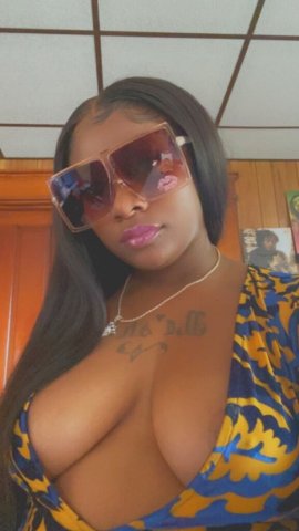Columbus, Ohio Female Escort — Discreet Facetime/Google Meet Duo - 1