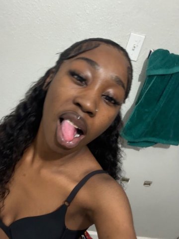 Memphis, TN Female Escort — content and outcalls only (deposit ready) - 1