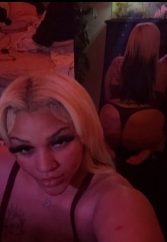  Freaky Fine Qv Specials  in Dallas, Texas - 1