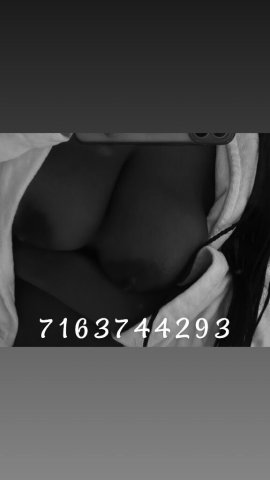 Manhattan Female Escort — Uptown outcalls (Washington Heights) - 1