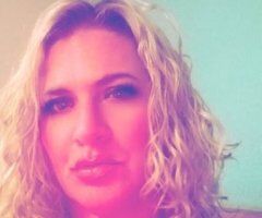 Bakersfield escorts - Bakersfield CA Two-Woman Sessions (1hr or 30min) + Individual Time