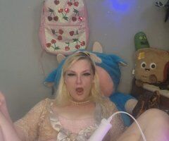 Springfield escorts - Springfield, Missouri Female Escort — Outcall BBJ, Squirt & Film Content
