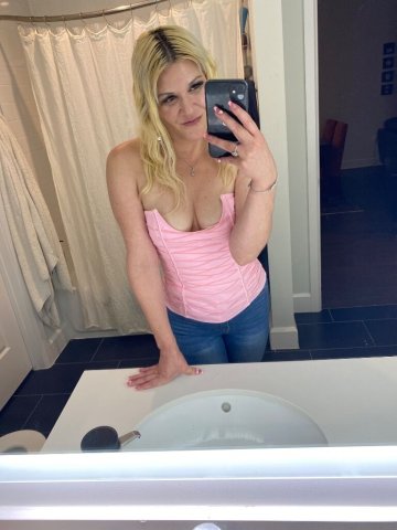 Dallas Blonde Female Escort — Incall and Outcall (Deposit Required) - 1