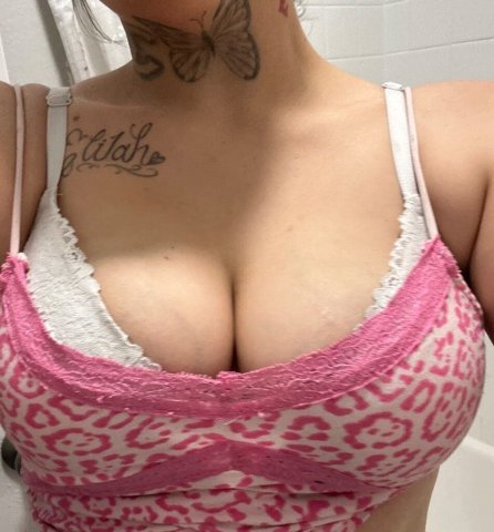 Austin, TX Latina Female Escort — Thick Latina Incalls at My Apt - 1