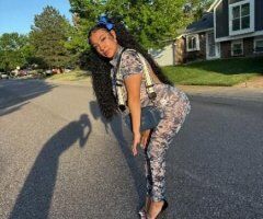 Casper Latina Female Escort — petite, smooth legs & GFE - Image 3
