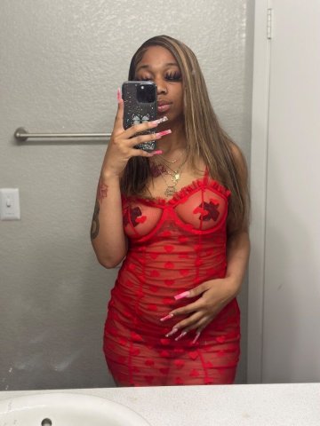 Seattle Fun Size Escort — FaceTime Verification - 1