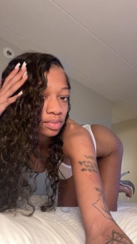 Baton Rouge Female Escort — 160/hr - 1