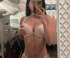 Norfolk escorts - Norfolk Petite & Curvy Foreign Escort — Incall / Outcalls