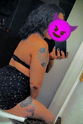 Chicago Female Escort — Kashh Kontent, Strip Show Parties & Group Sessions - 1