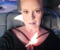 Lodi CA 50-inch Hips MILF/GILF Facetime Toy Shows - Image 1