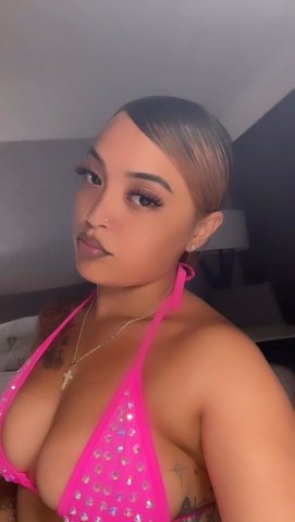 Sexy Petite Latina Escort (21) — San Antonio - 1