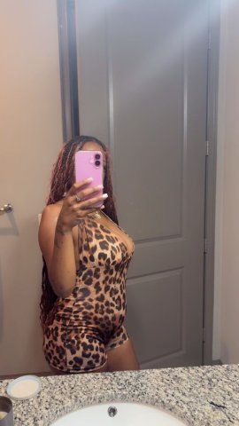Diamond 33 — Detroit MI Escort Outcalls - 1