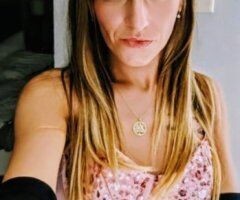 South Bend In-Call Female Escort — Custom vids, pics, and love chats (40+) - Image 5
